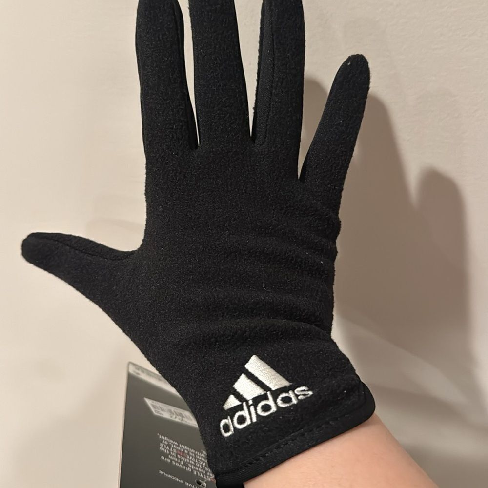 Adidas Climawarm gloves 🧤 - Picture 6 of 9